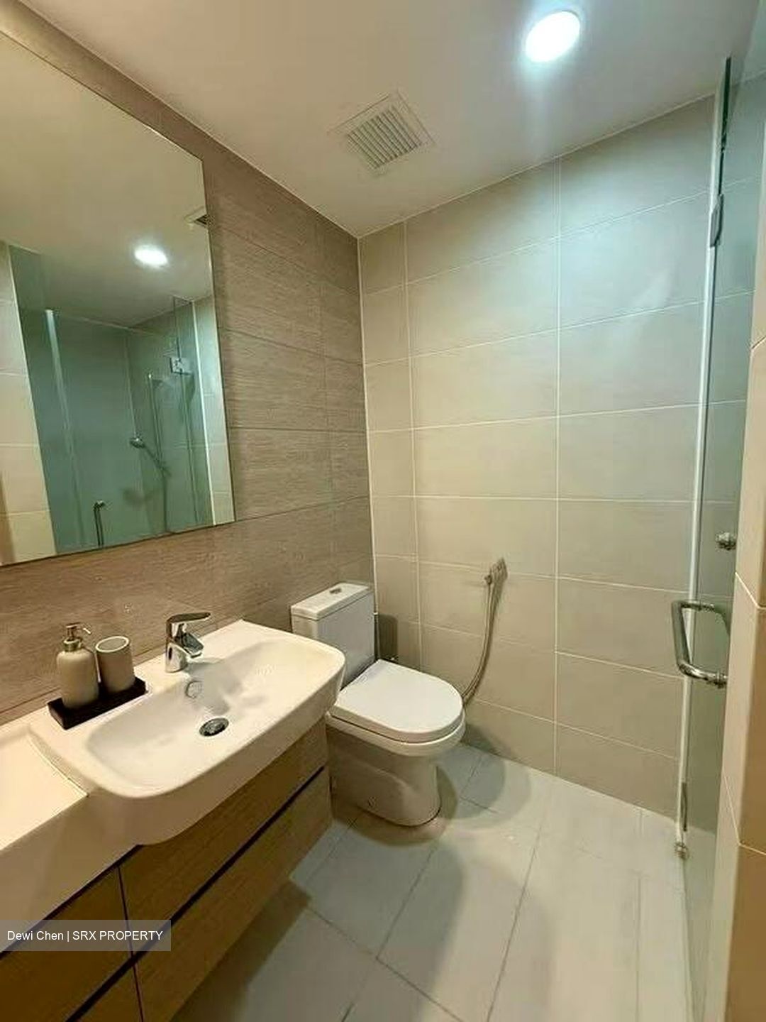 The Lakefront Residences (D22), Condominium #498305231